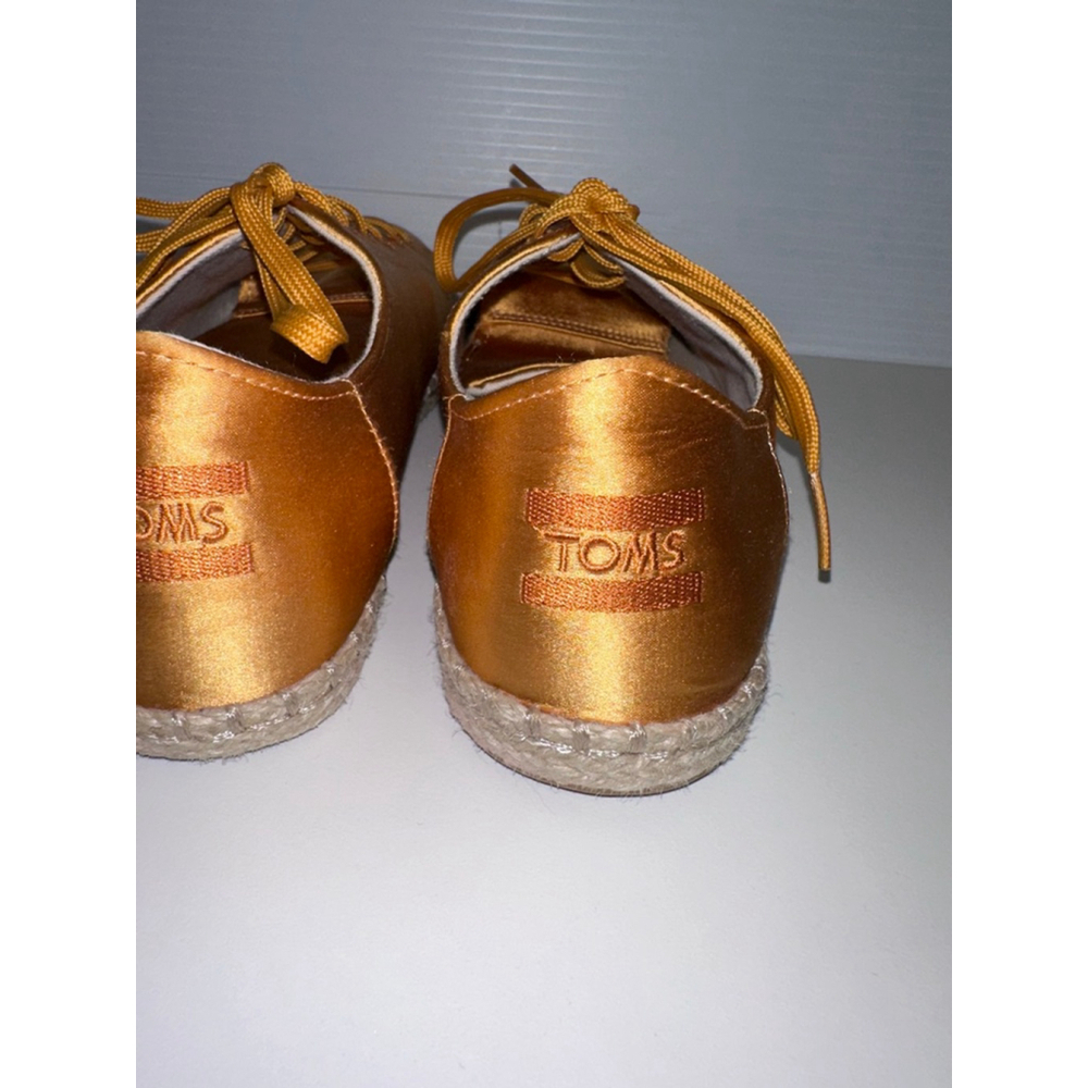 Women's TOMS Gold Satin Espadrille Sneakers US 7 with Beige Jute Sole - Picture 10 of 16
